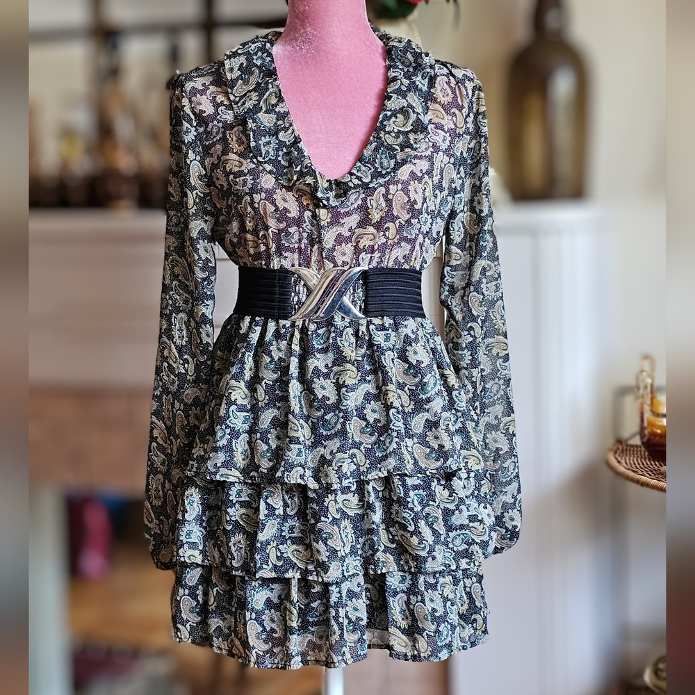 CLEW designer Paisley boho dress. Made in Turkey. Size Medium.